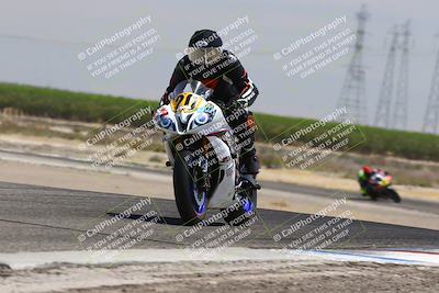media/Aug-03-2025-TrackDaz (Sun) [[bf4a71acf9]]/B Group/1220pm (Wheelie Bump)/